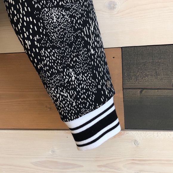 Fabletics Running Jacket - Picture 3 of 7